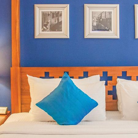 Colombo Court Hotel & Spa Екстериор снимка