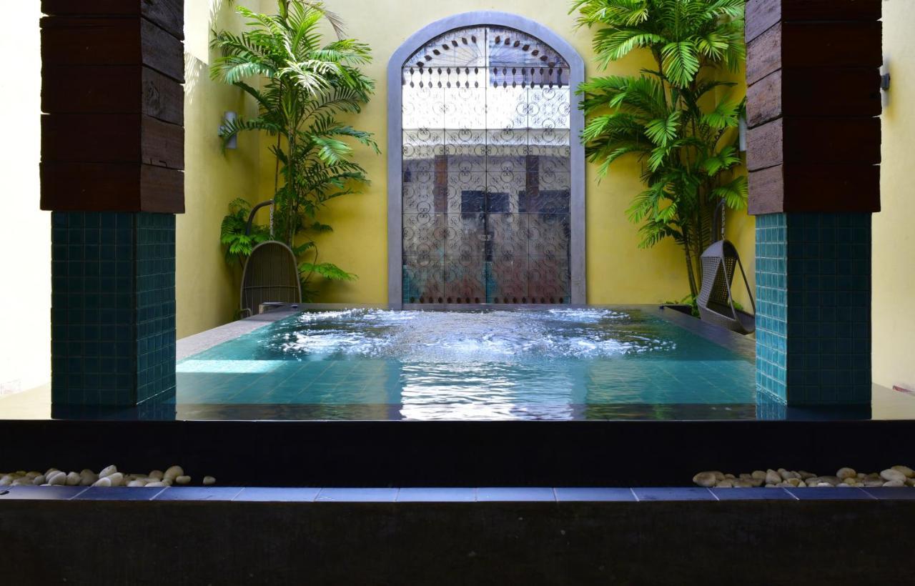 Colombo Court Hotel & Spa Екстериор снимка