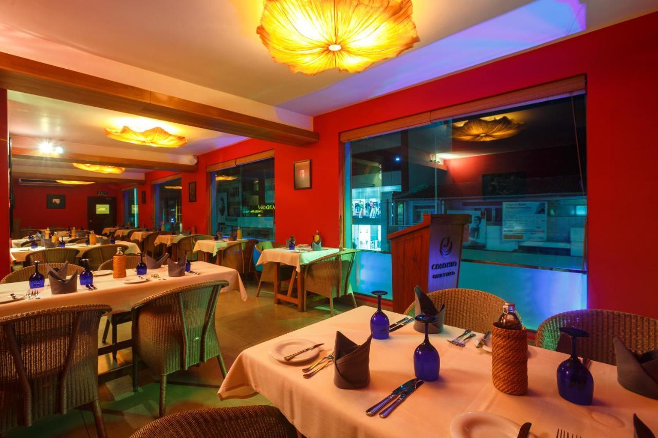 Colombo Court Hotel & Spa Екстериор снимка