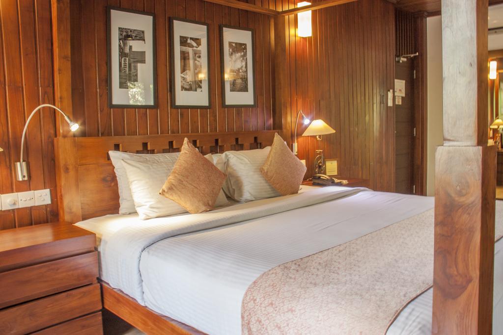 Colombo Court Hotel & Spa Екстериор снимка