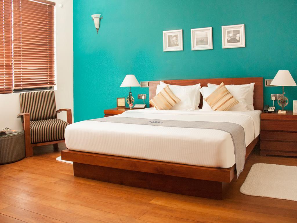 Colombo Court Hotel & Spa Екстериор снимка