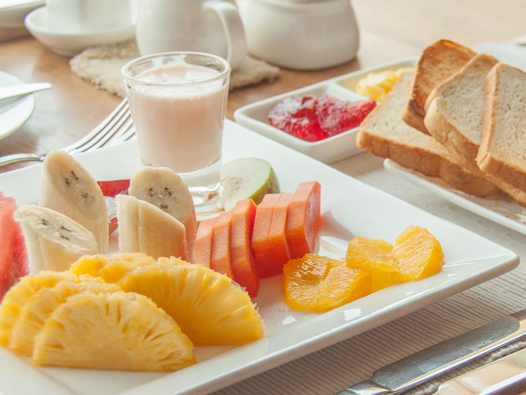 Colombo Court Hotel & Spa Екстериор снимка