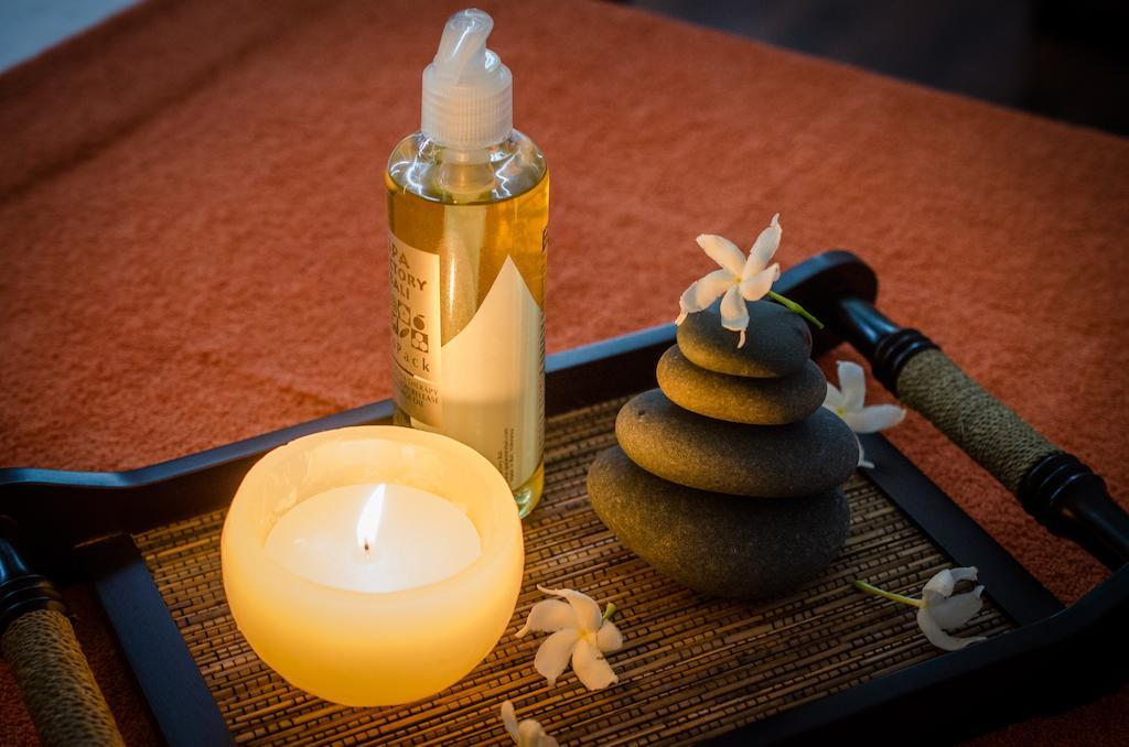 Colombo Court Hotel & Spa Екстериор снимка