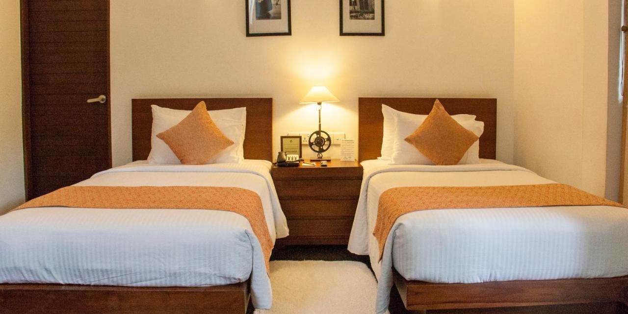 Colombo Court Hotel & Spa Екстериор снимка